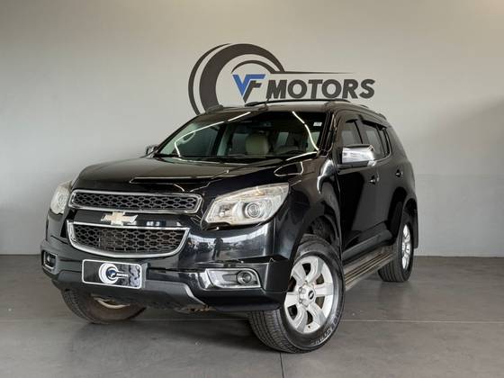 CHEVROLET TRAILBLAZER 2.8 LTZ 4X4 16V TURBO DIESEL 4P AUTOMÁTICO CHEVROLET TRAILBLAZER 2.8 LTZ 4X4 16V TURBO DIESEL 4P AUTOMÁTICO